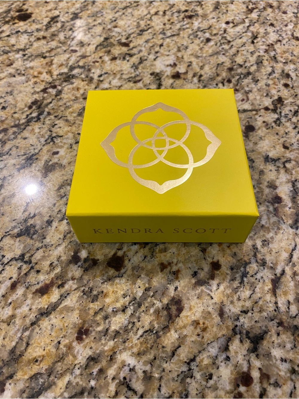 Kendra Scott Yellow Box emerald necklace with Gold Emblem